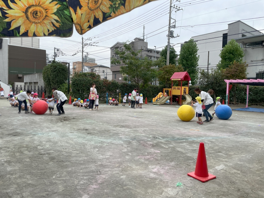 運動会予行練習　幼児組親子競技